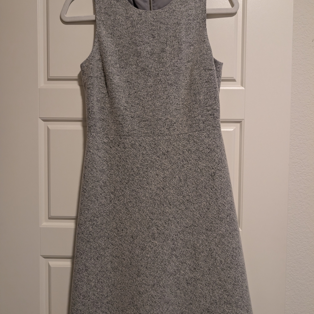Elegant Gray Sleeveless Dress